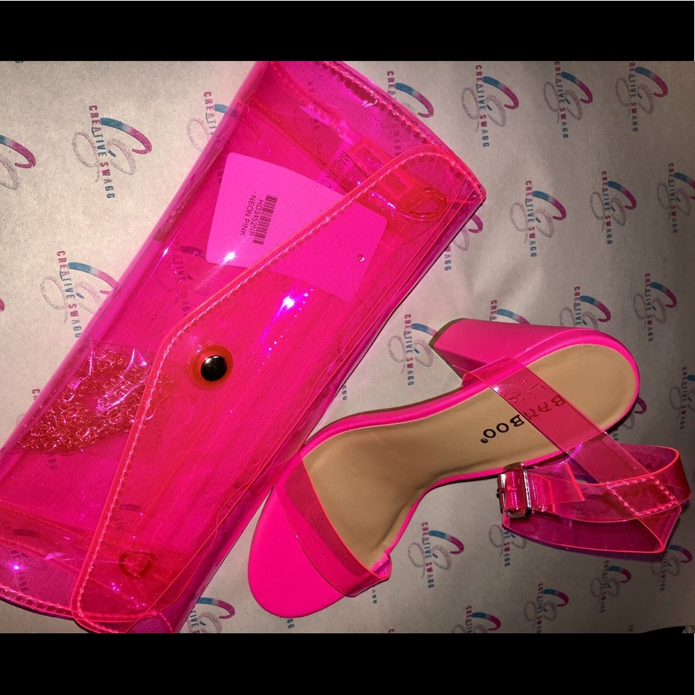 Heels - Picture 3 of 4